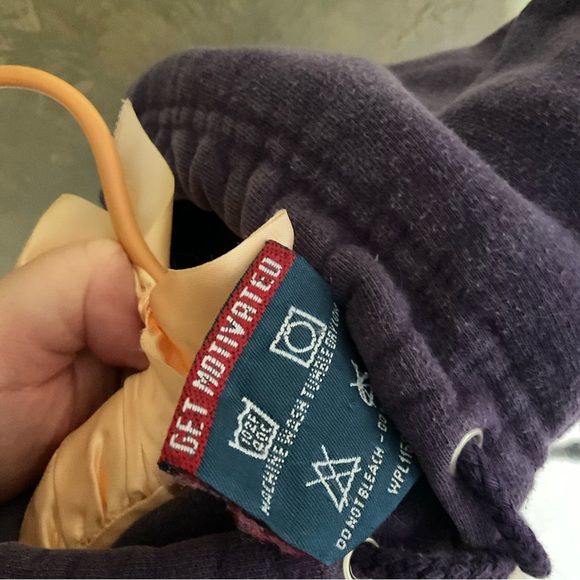 Vintage MV Sport NYU Oversized Hoodie - Picture 9 of 9